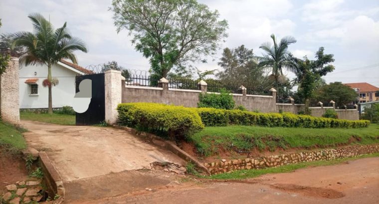 House For Sale – Luzira