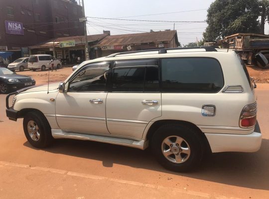 Toyota Land Cruiser