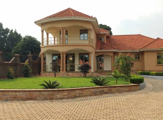 House For Sale – Entebbe