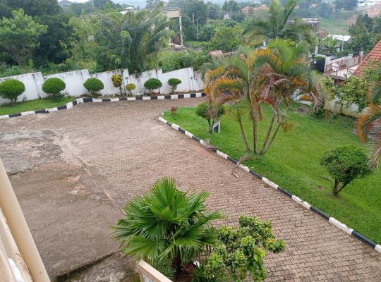 House For Rent-Kigo