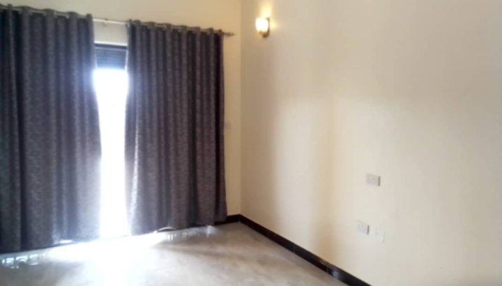 House For Sale – Kawuku