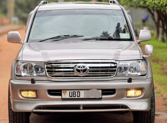 Toyota Land Cruiser Vx 100series