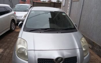 Toyota -Vitz