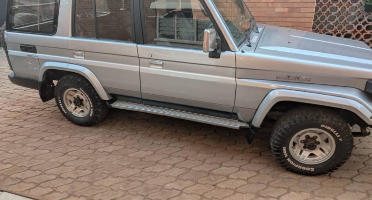 Toyota Land Cruiser Hard Top