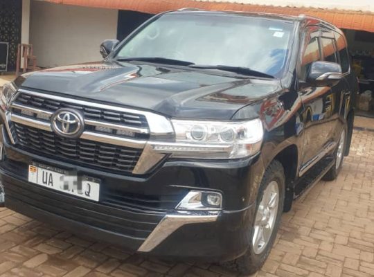 Toyota Land Cruiser V8