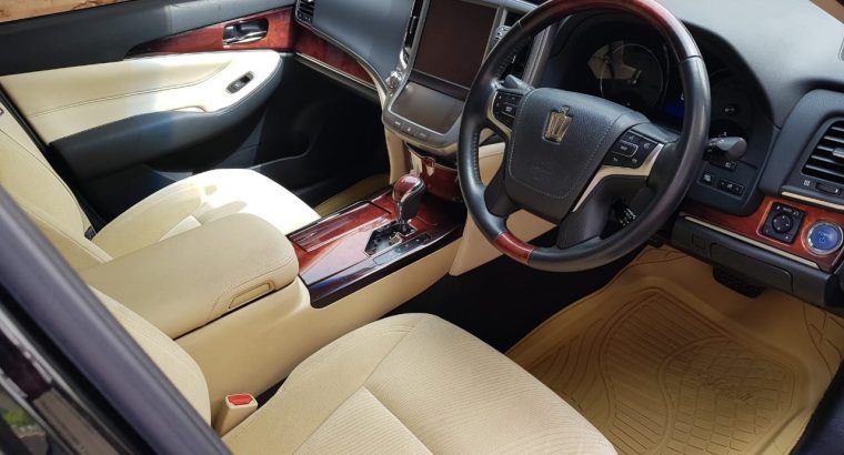 Toyota Crown Majesta