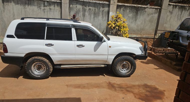 Toyota Land Cruiser